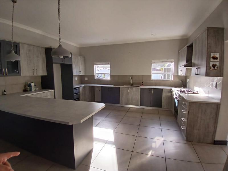 3 Bedroom Property for Sale in Velddrif Western Cape